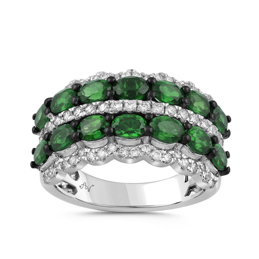LADIES RING 3.75CT ROUND/OVAL/EMERALD DIAMOND 14K WHITE GOLD (CENTER STONE 3.20CT EMERALD DIAMOND)